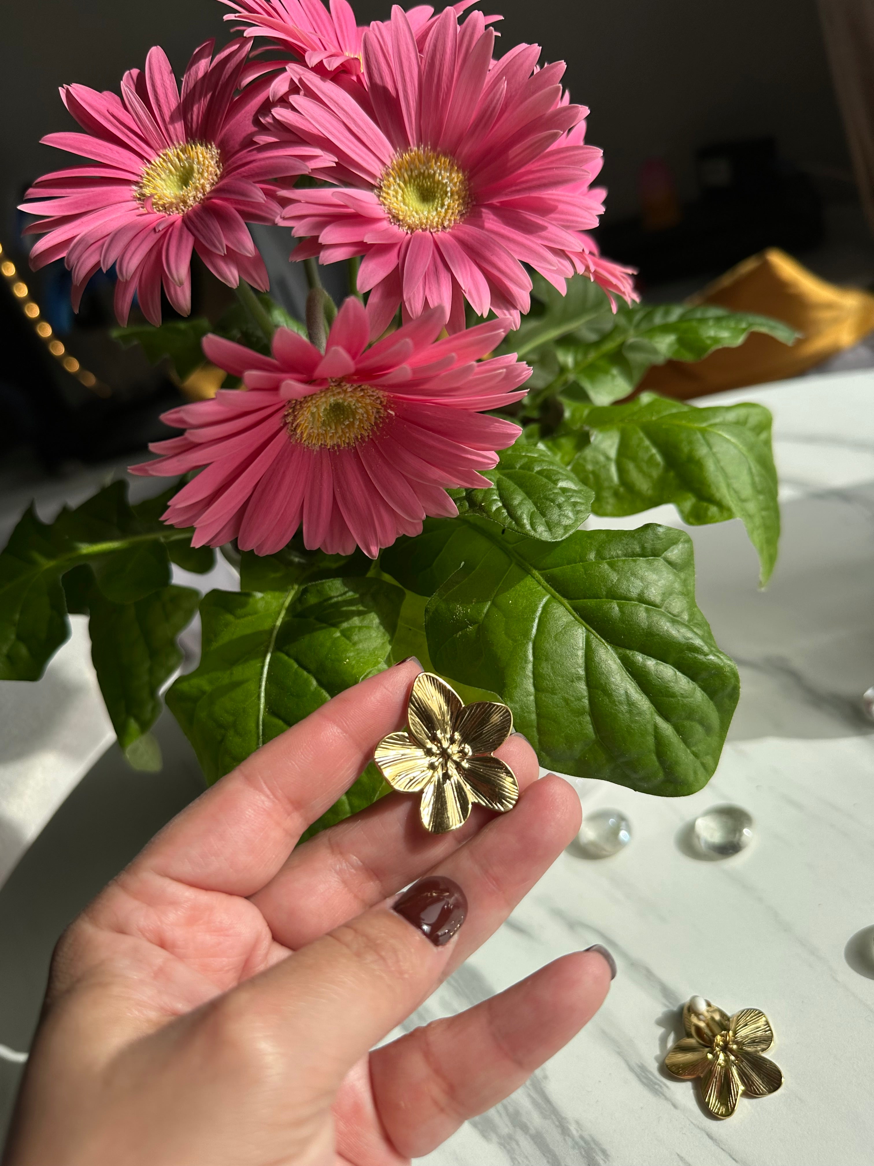 Boucles d’oreilles Fleur d’Or — Clips Confort