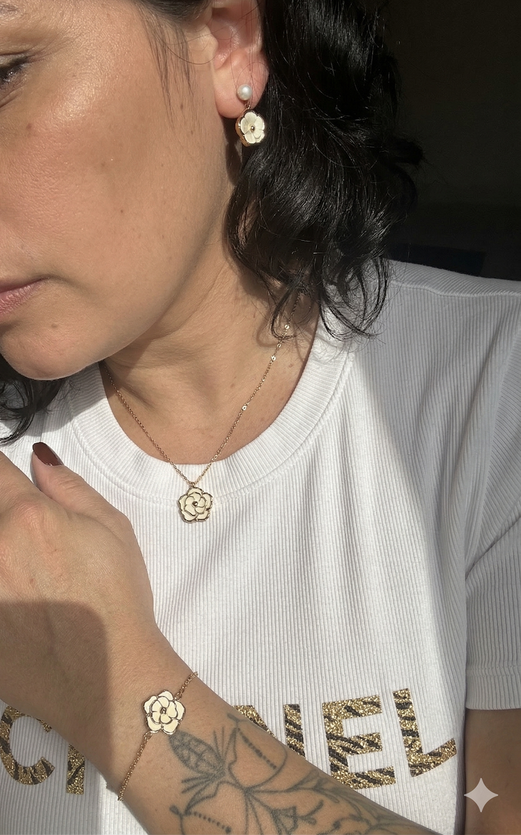 Collier Camélia Blanc