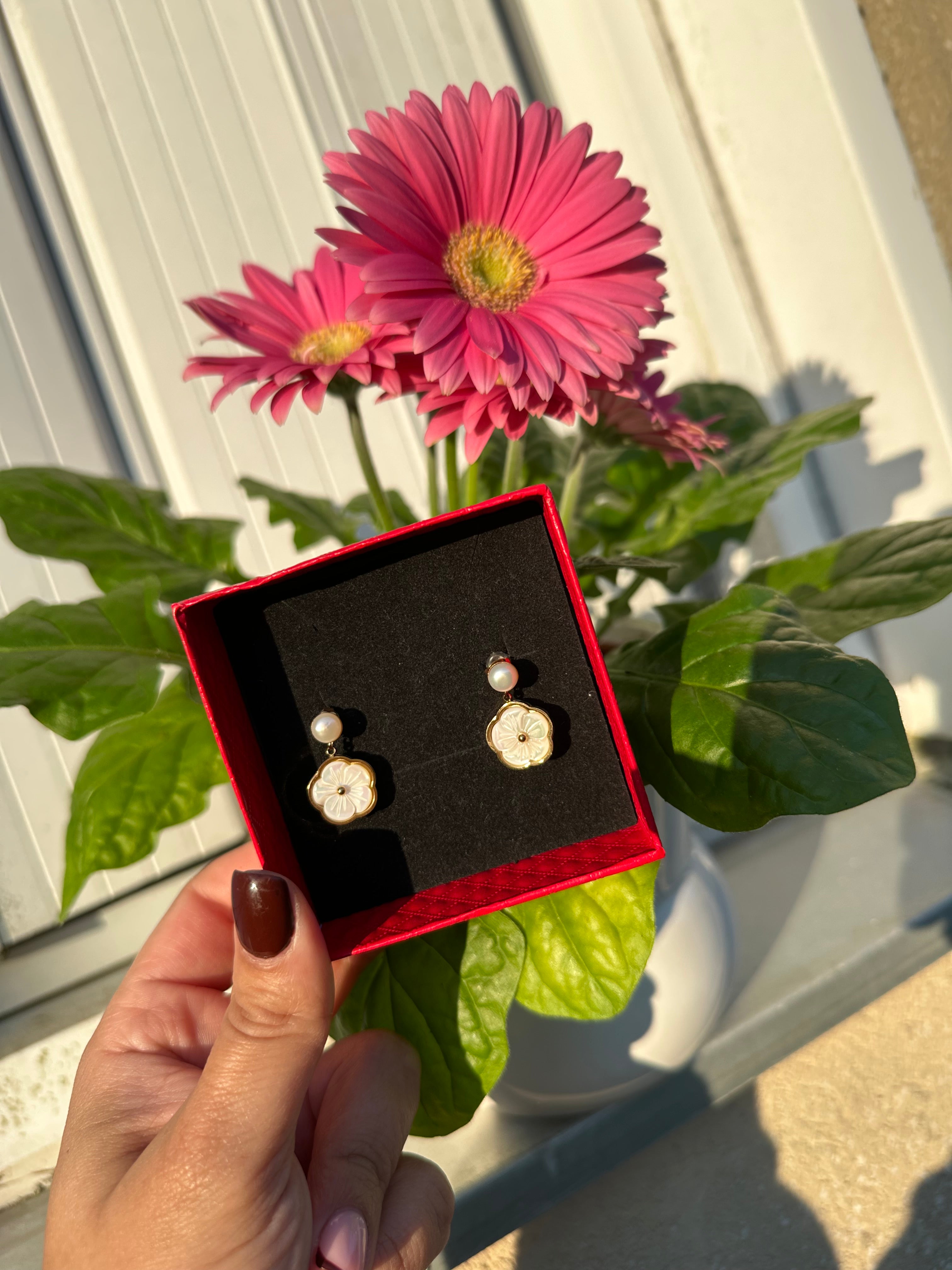 Boucles d'Oreilles Camélia & Perle Douce