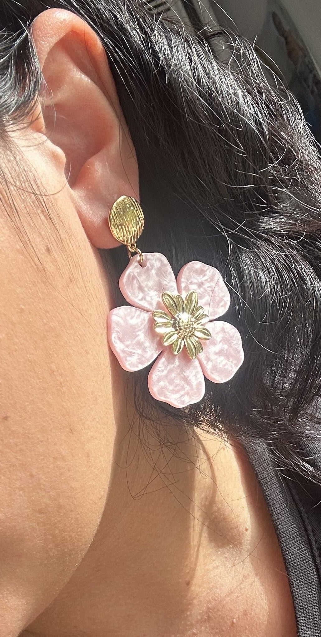 Boucles d'Oreilles Pivoine Nacrée