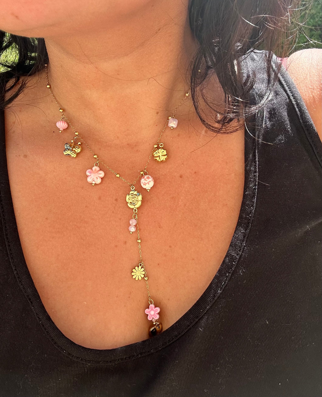 Collier "Jardin Suspendu" – Cascade de Charms & Rose Pastel