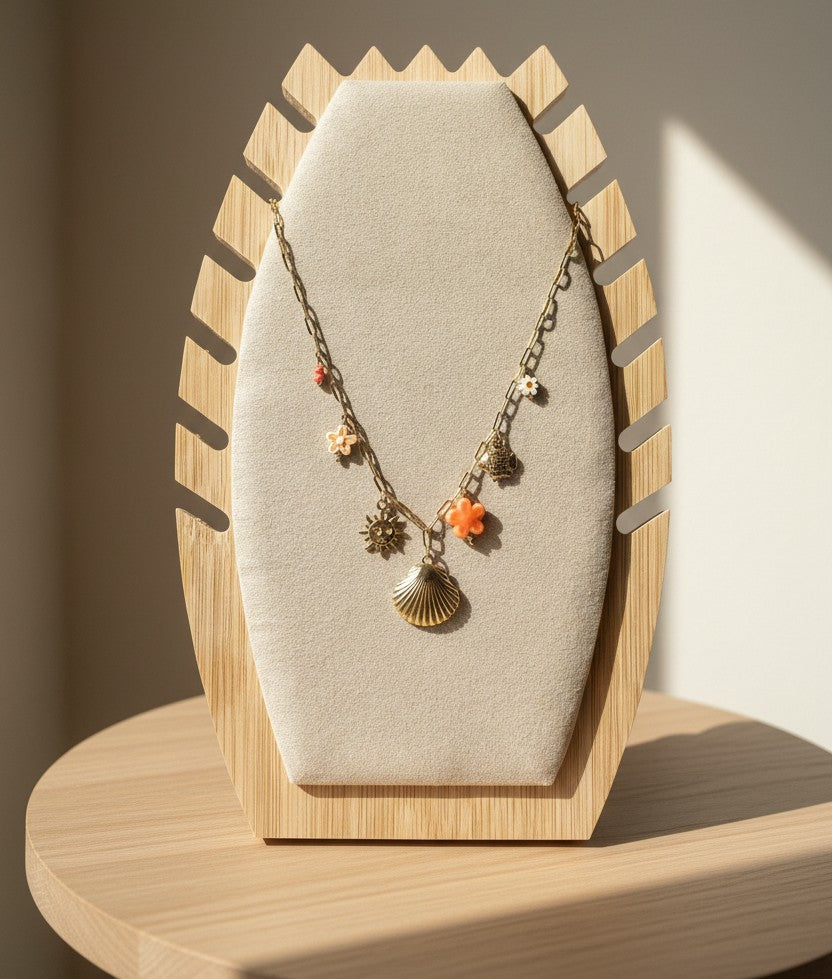 Collier "Riviera Pop" – Talismans Solaires & Éclats de Fleurs