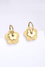 Boucles d'oreilles «Fleurs d’été» Beige